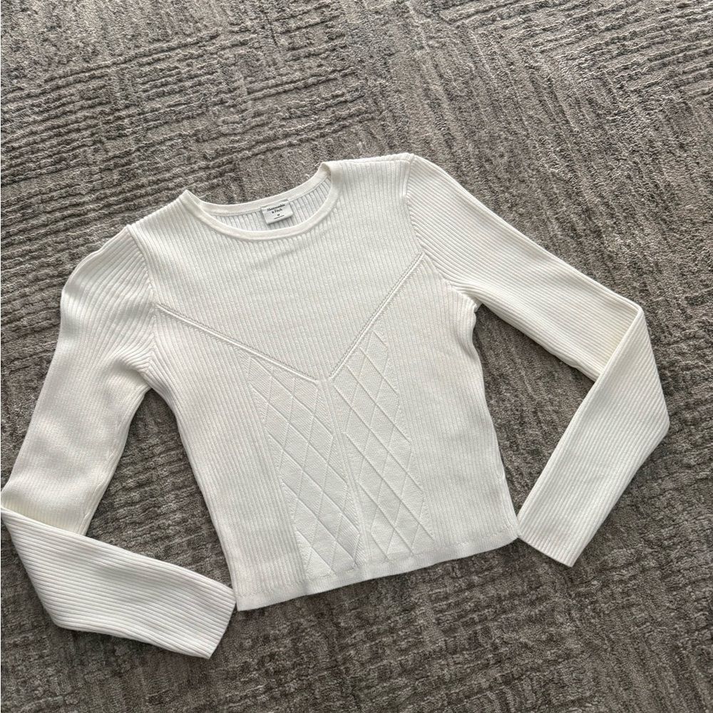 Abercrombie & Fitch White Ribbed Knit Sweater